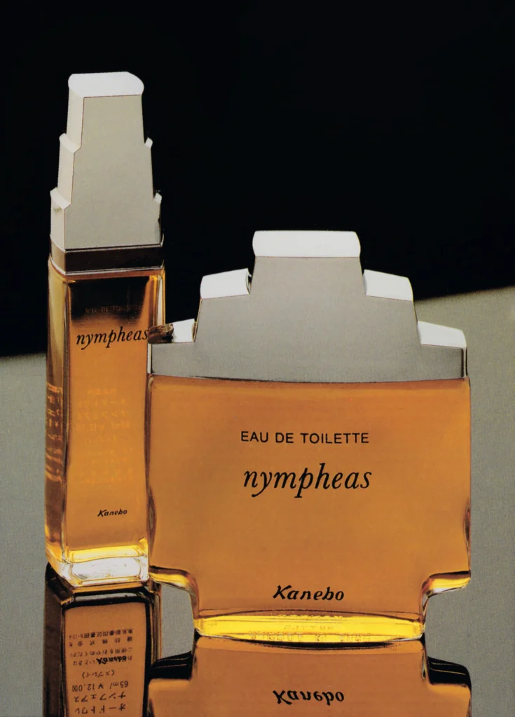 Bottle Nympheas for Kanebo by Pierre Dinand© -1974